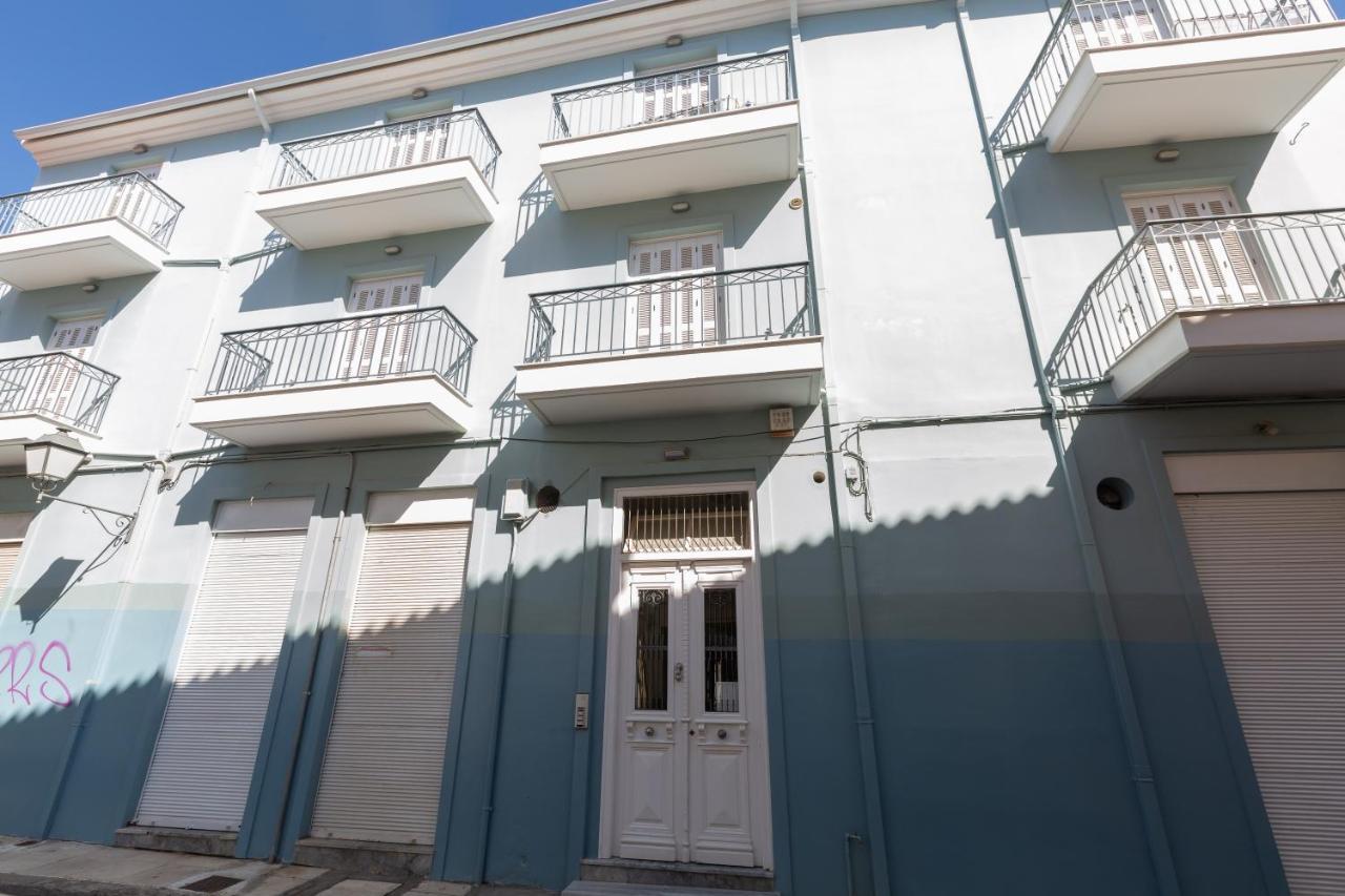 Magnolia - Apartment In Каламата Екстериор снимка